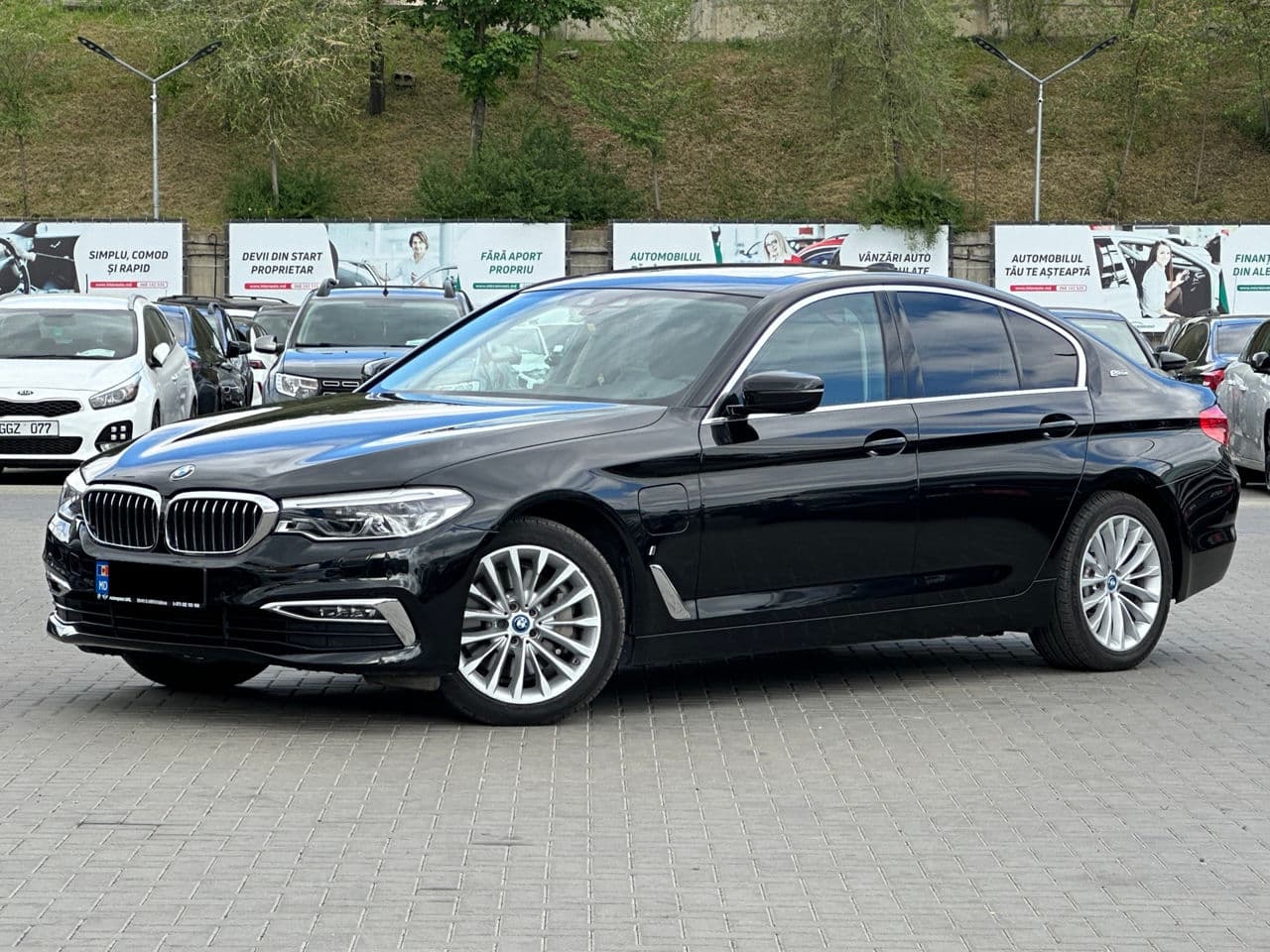 BMW 530e 2019 — Миниатюра 2