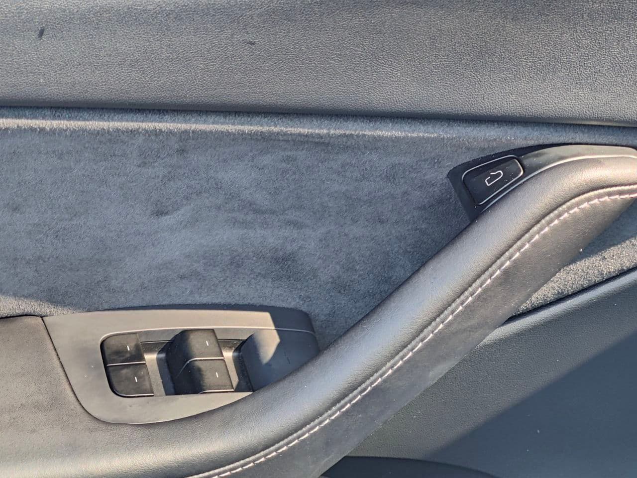 2021 Tesla Model Y — Miniatură 12
