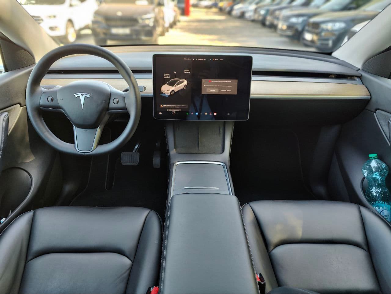 2021 Tesla Model Y — Miniatură 6