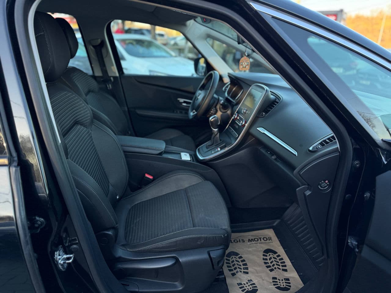 2018 Renault Grand Scenic — Miniatură 15