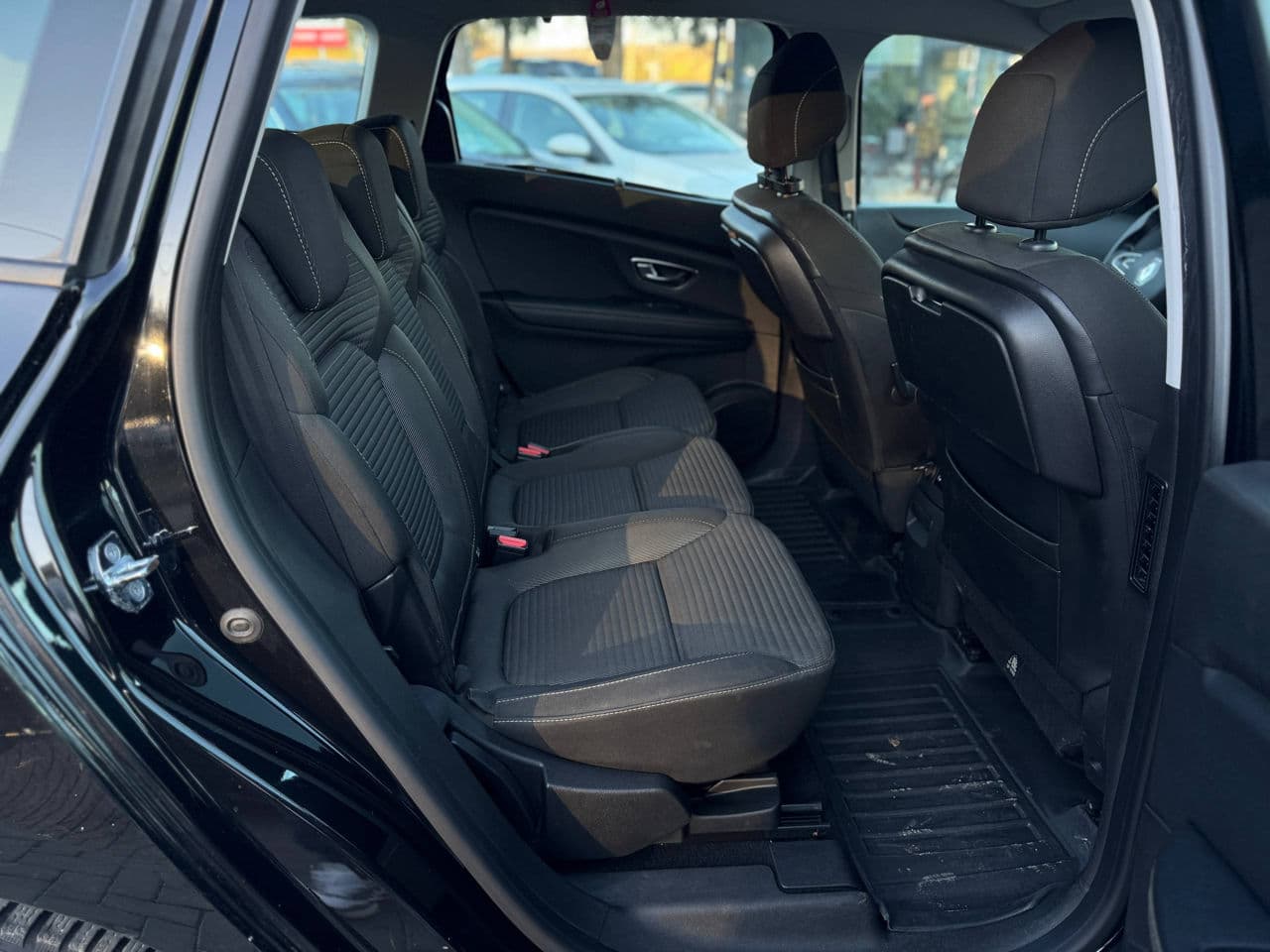 2018 Renault Grand Scenic — Miniatură 14