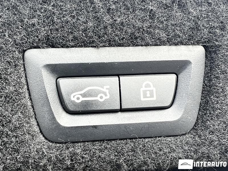 2019 BMW 745e — Miniatură 26