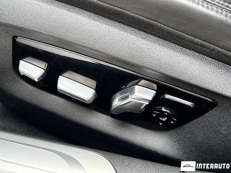 2019 BMW 745e — Miniatură 22