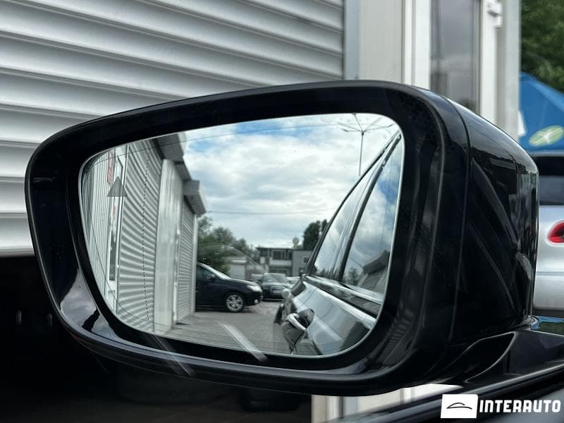 2019 BMW 745e — Miniatură 24