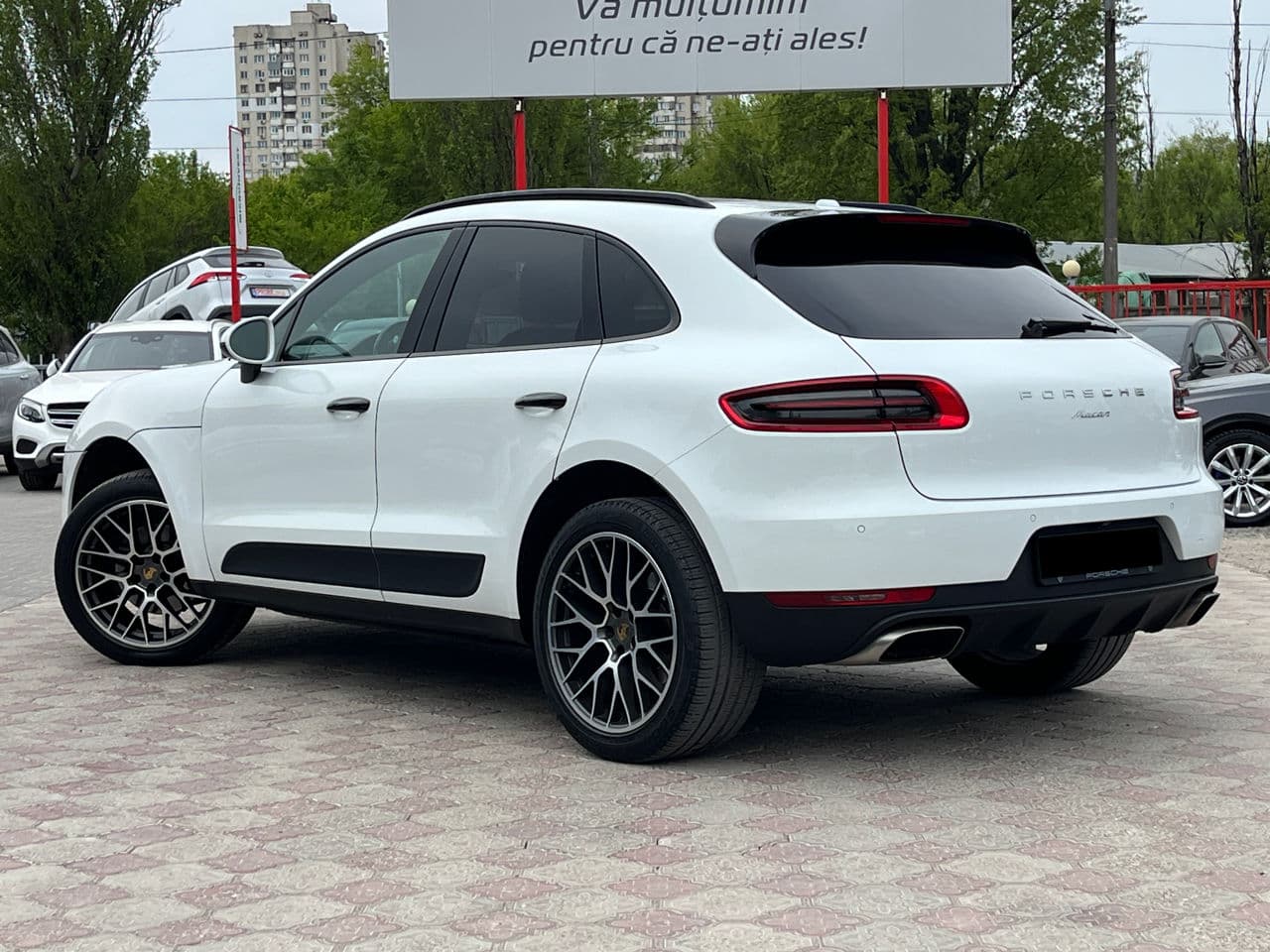 2018 Porsche Macan — Miniatură 3
