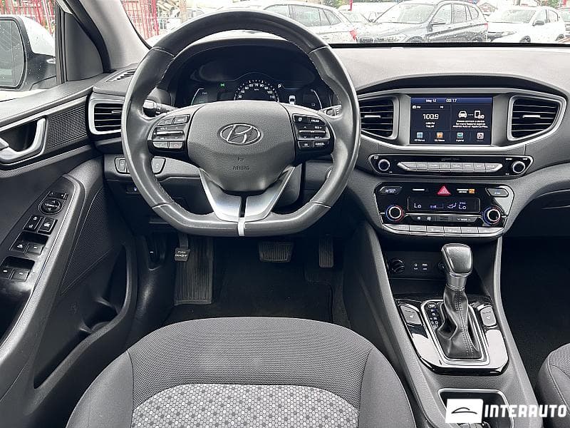 Hyundai Ioniq 2017 — Миниатюра 8