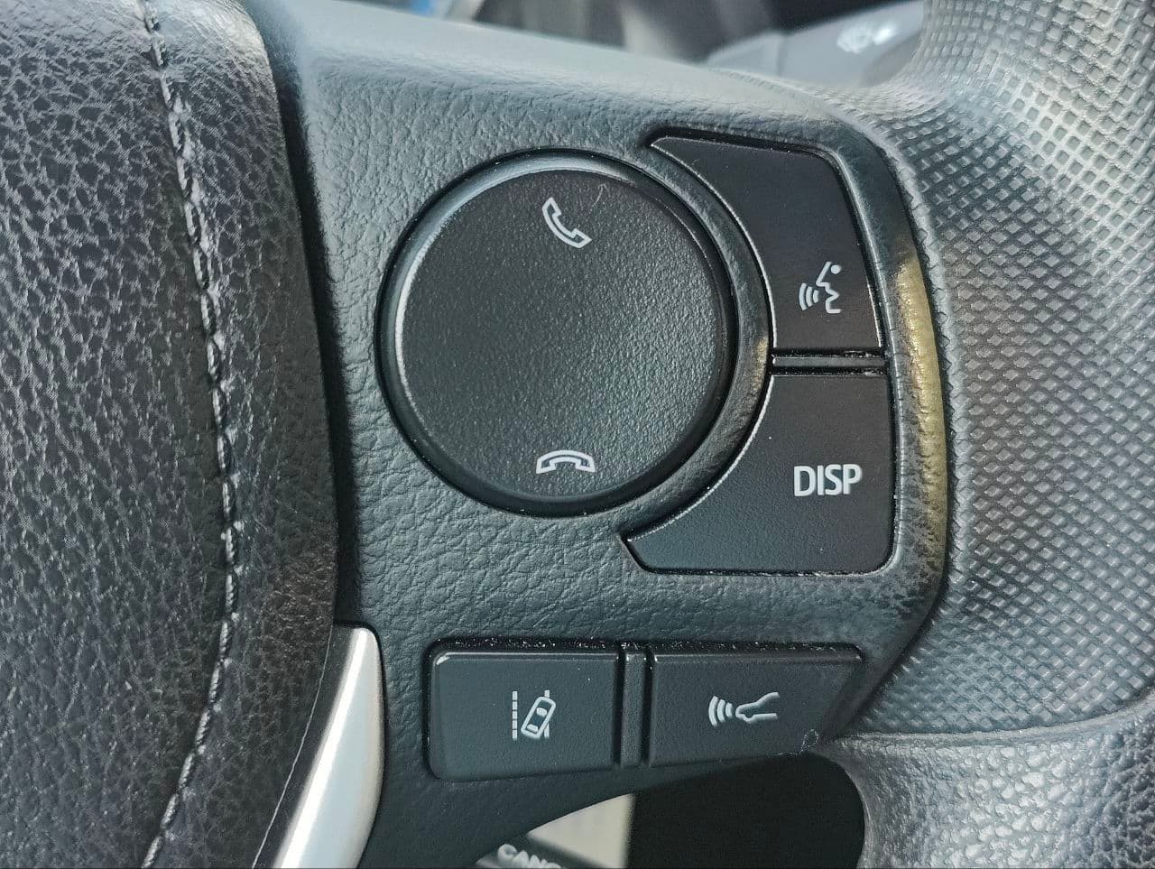 Toyota Corolla 2018 — Миниатюра 15