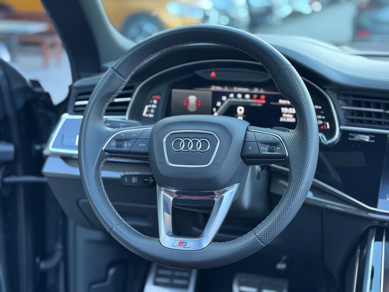 2023 Audi SQ8 — Miniatură 14