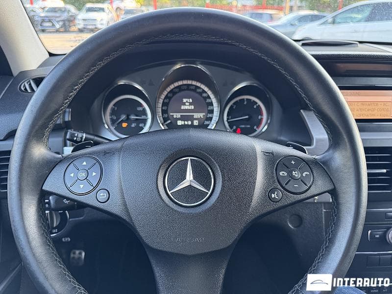 2010 Mercedes GLK 220 — Miniatură 11