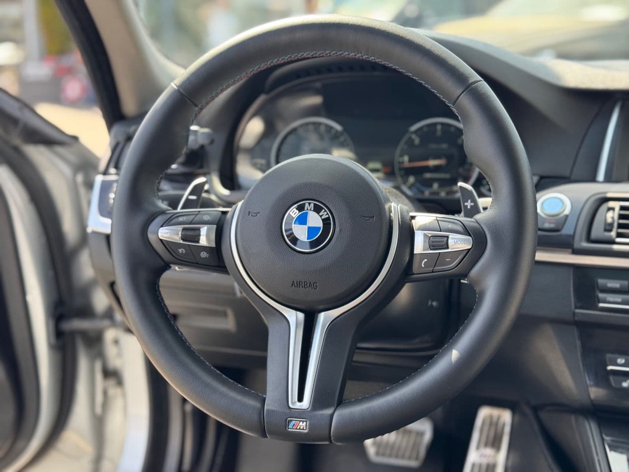 2016 BMW 520 — Miniatură 7