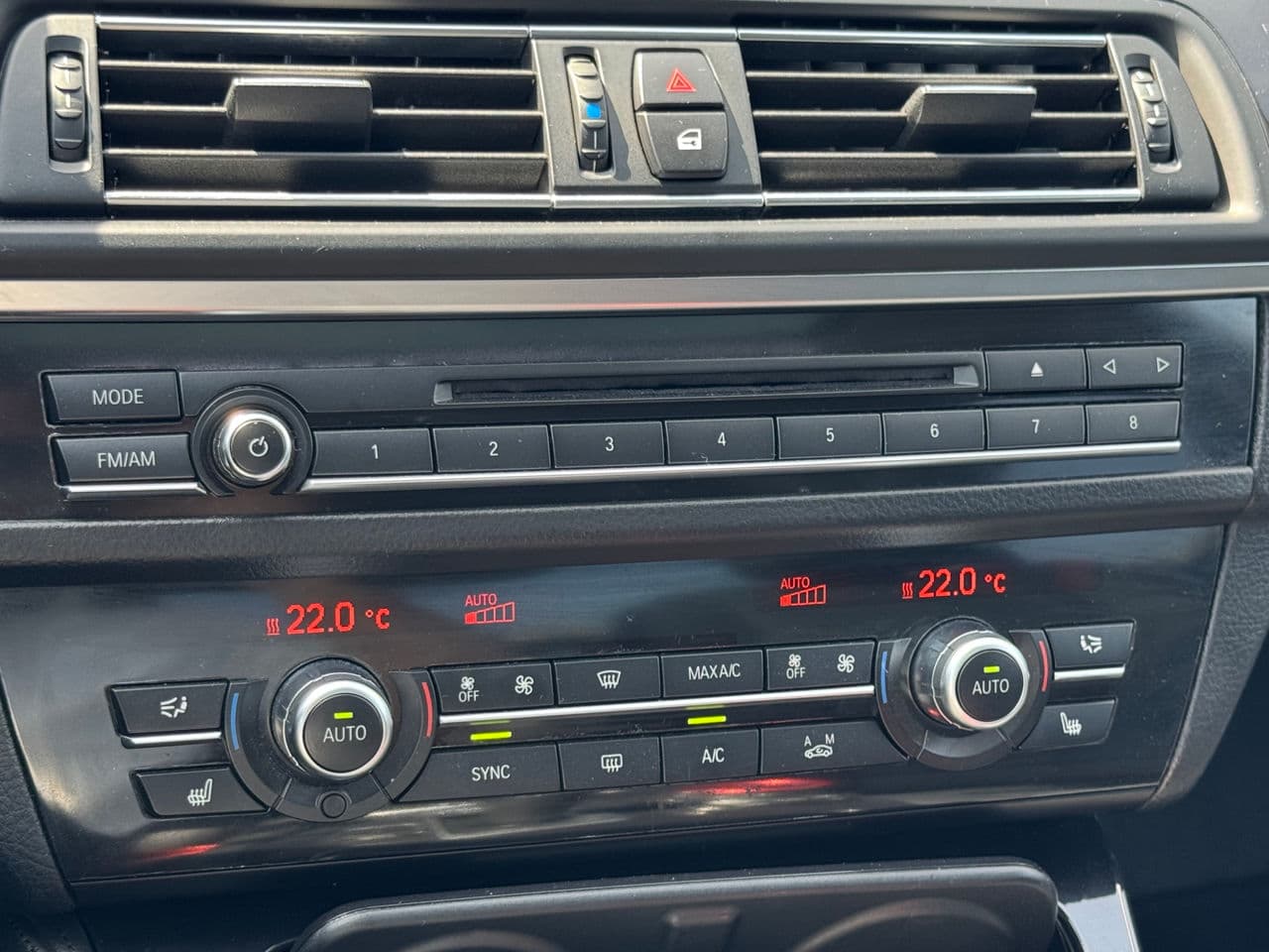 2016 BMW 520 — Miniatură 12