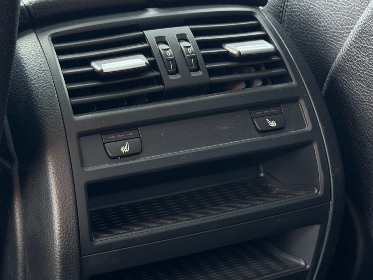 2016 BMW 520 — Miniatură 15