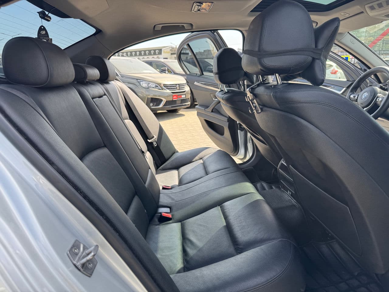 2016 BMW 520 — Miniatură 16