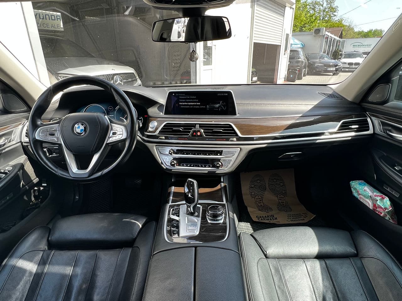 2017 BMW 740e — Miniatură 7