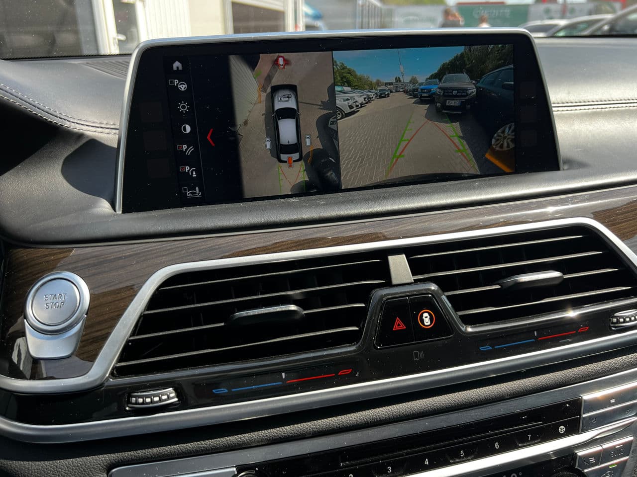 2017 BMW 740e — Miniatură 9