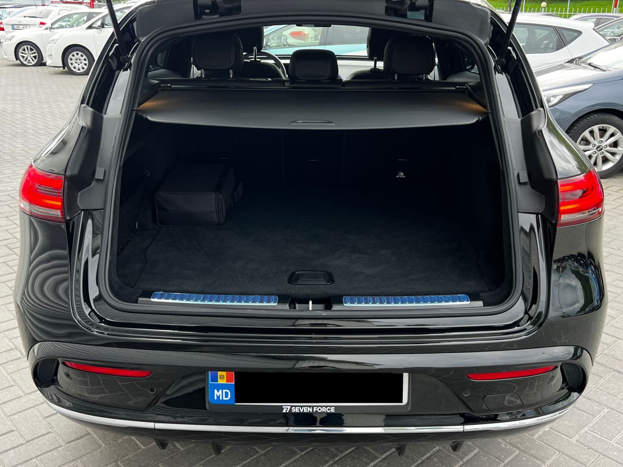2022 Mercedes EQC 400 — Miniatură 20