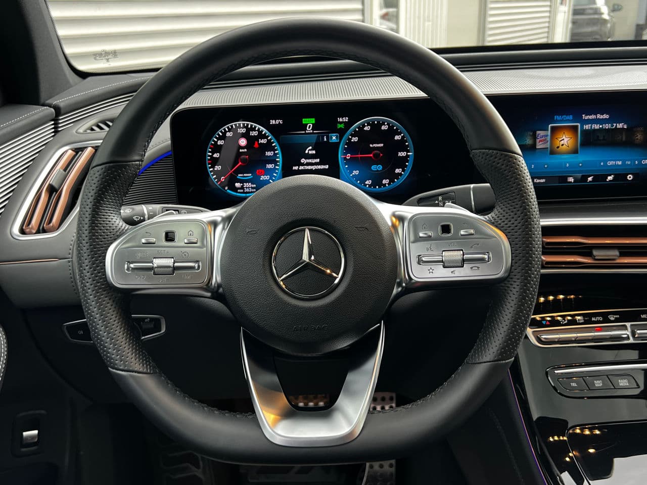 2022 Mercedes EQC 400 — Miniatură 9