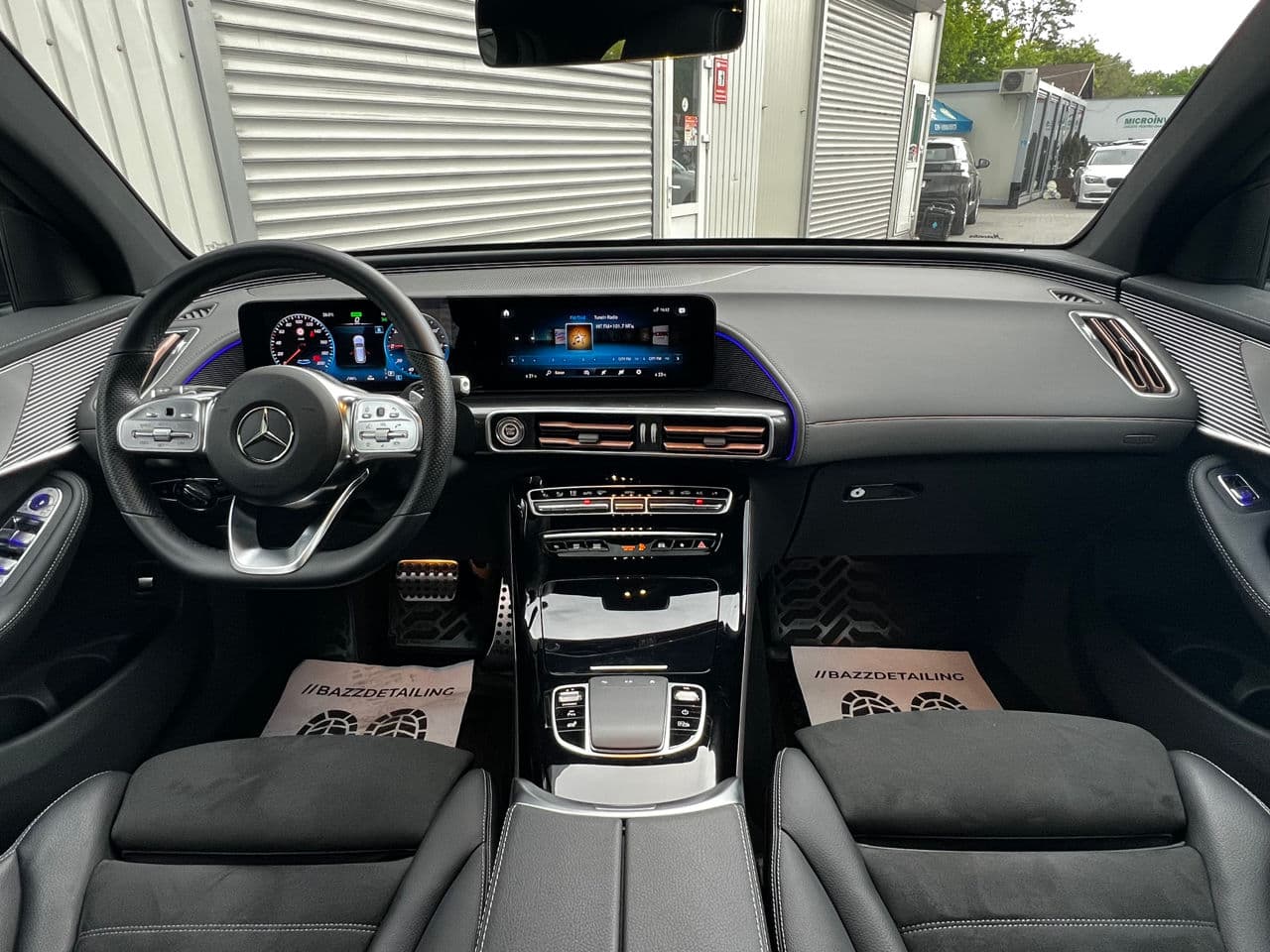 2022 Mercedes EQC 400 — Miniatură 10