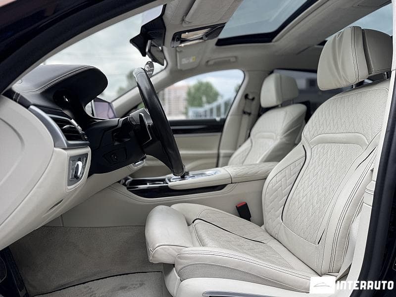2019 BMW 730 — Miniatură 9