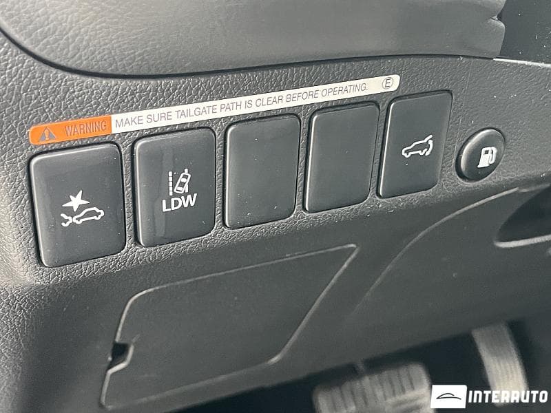 2019 Mitsubishi Outlander — Miniatură 7