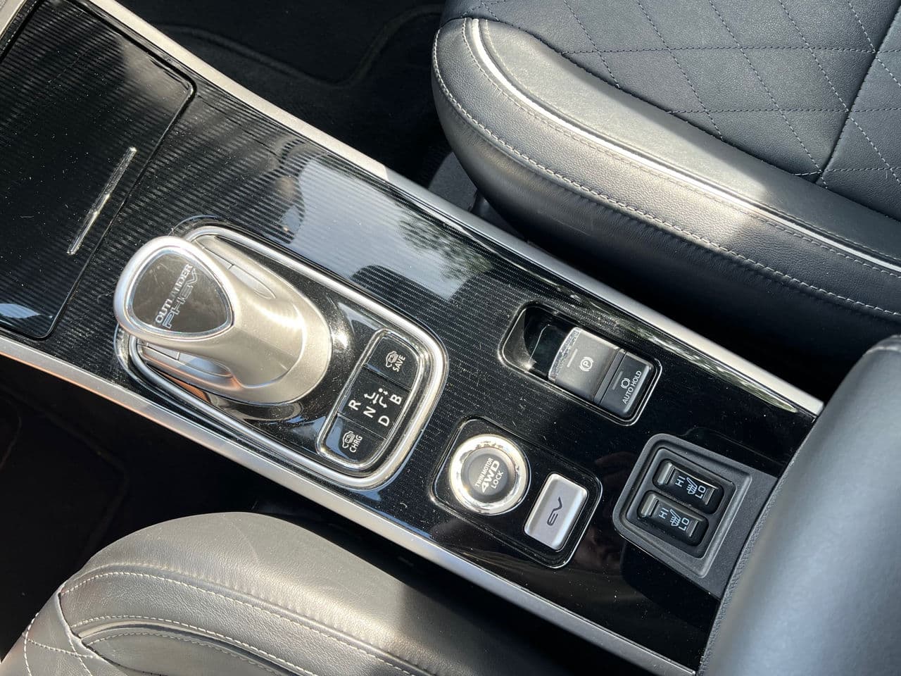 2019 Mitsubishi Outlander — Miniatură 17