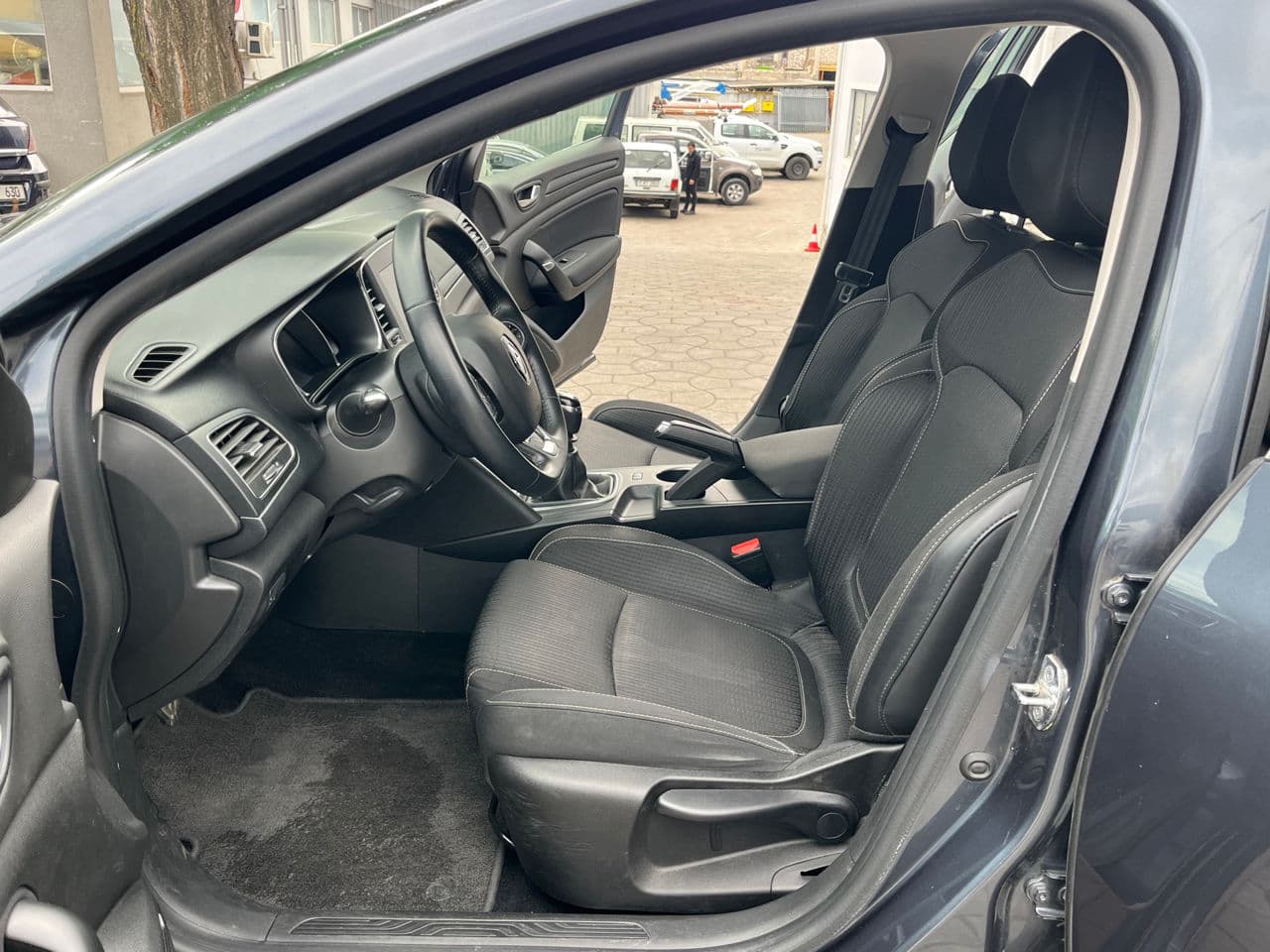 Renault Megane 2019 — Миниатюра 5
