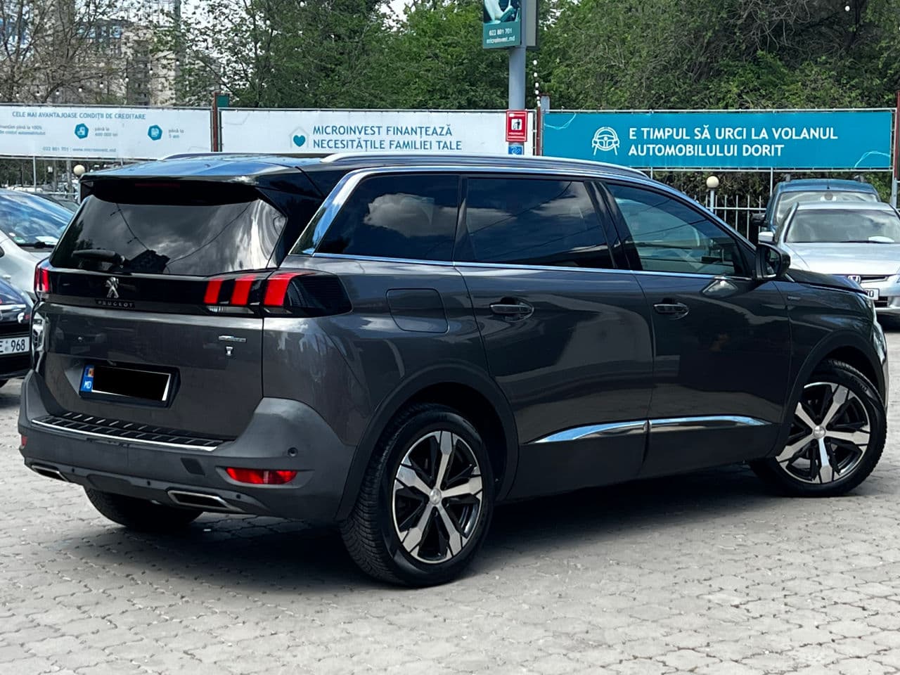 2019 Peugeot 5008 — Miniatură 4