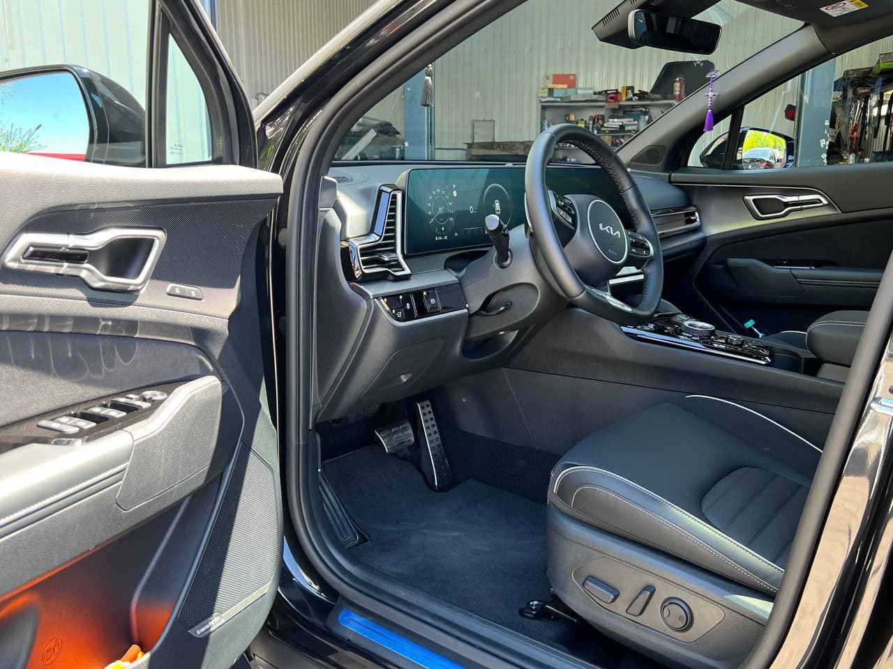 2025 Kia Sportage — Miniatură 8