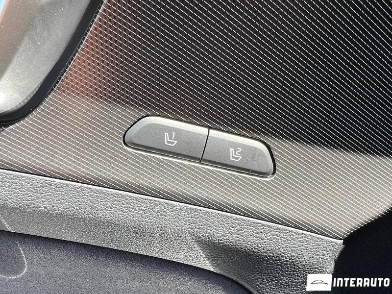2025 Kia Sportage — Miniatură 18