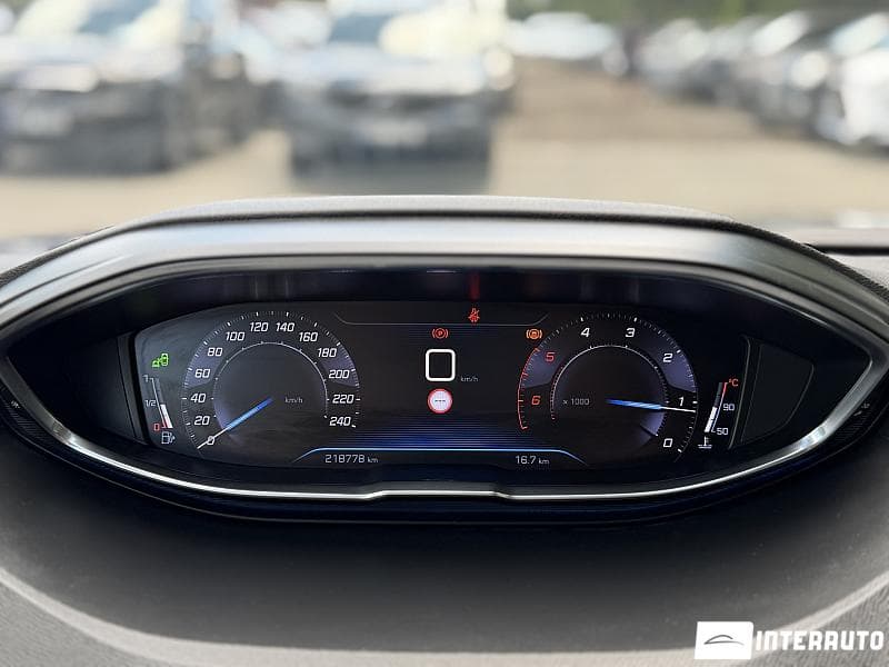 2018 Peugeot 3008 — Miniatură 14