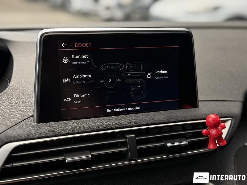 2018 Peugeot 3008 — Miniatură 16