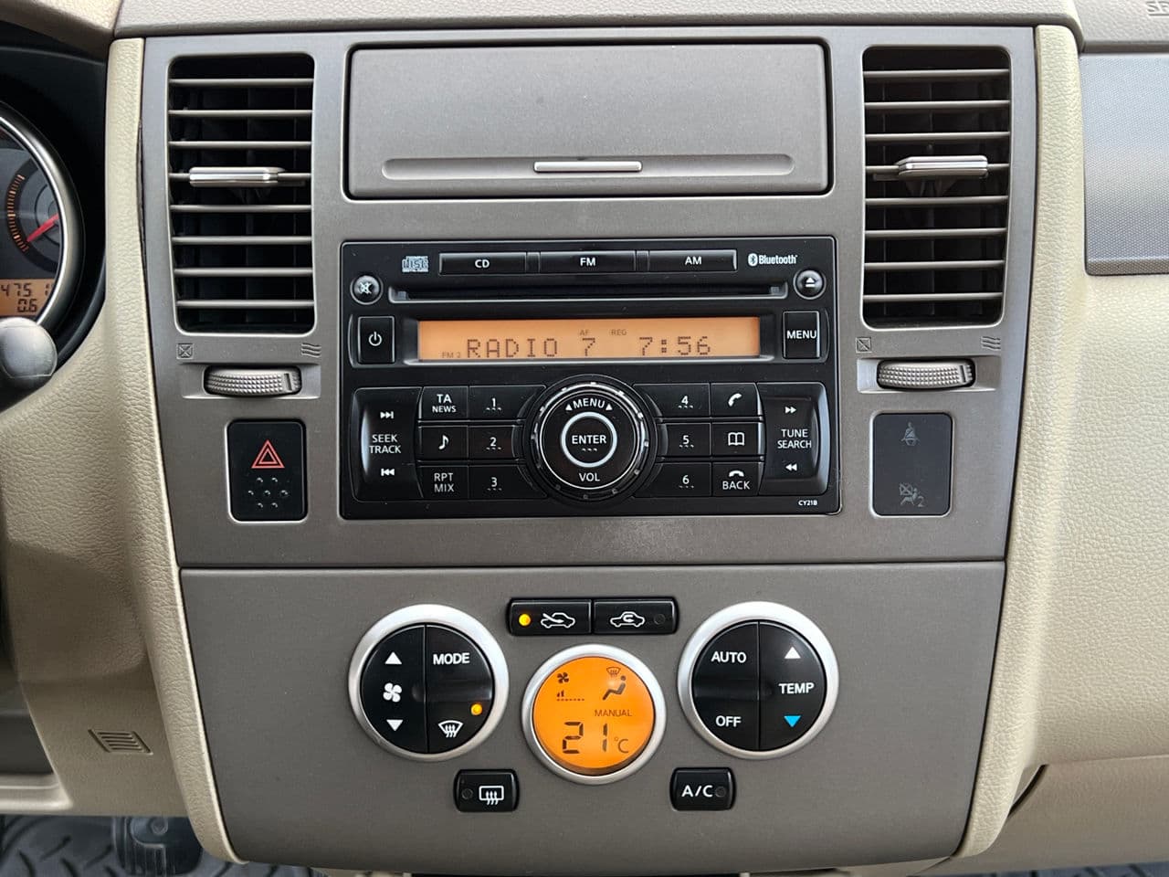 2008 Nissan Tiida — Miniatură 9