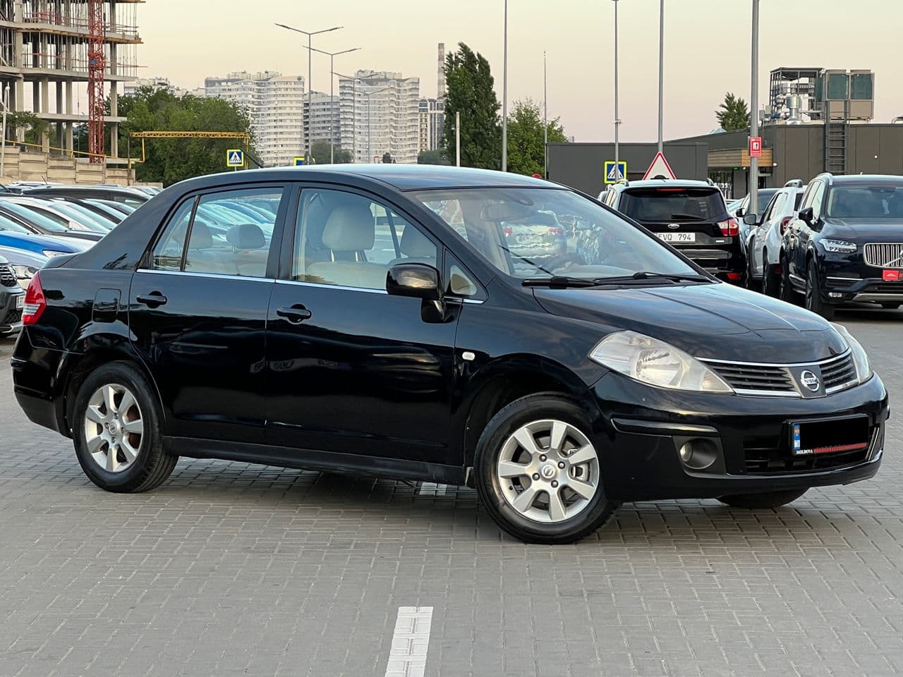 Nissan Tiida