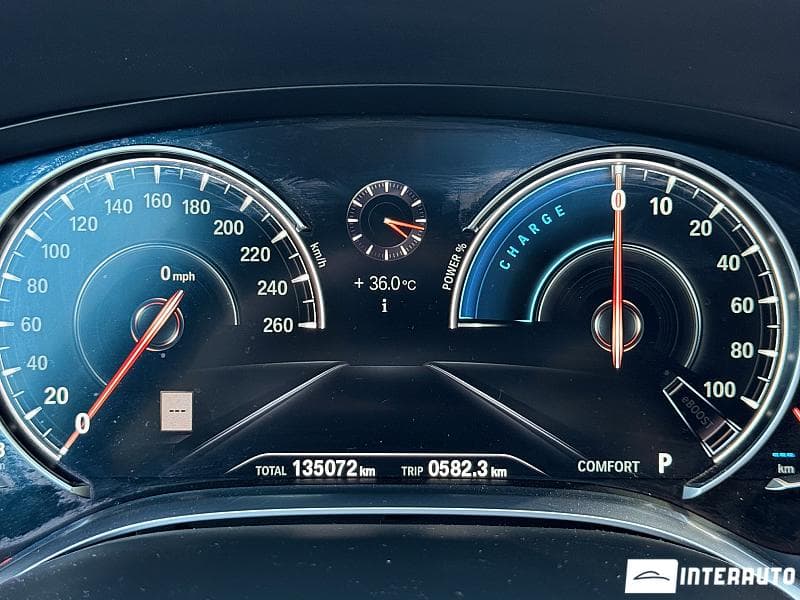2017 BMW 740e — Miniatură 14