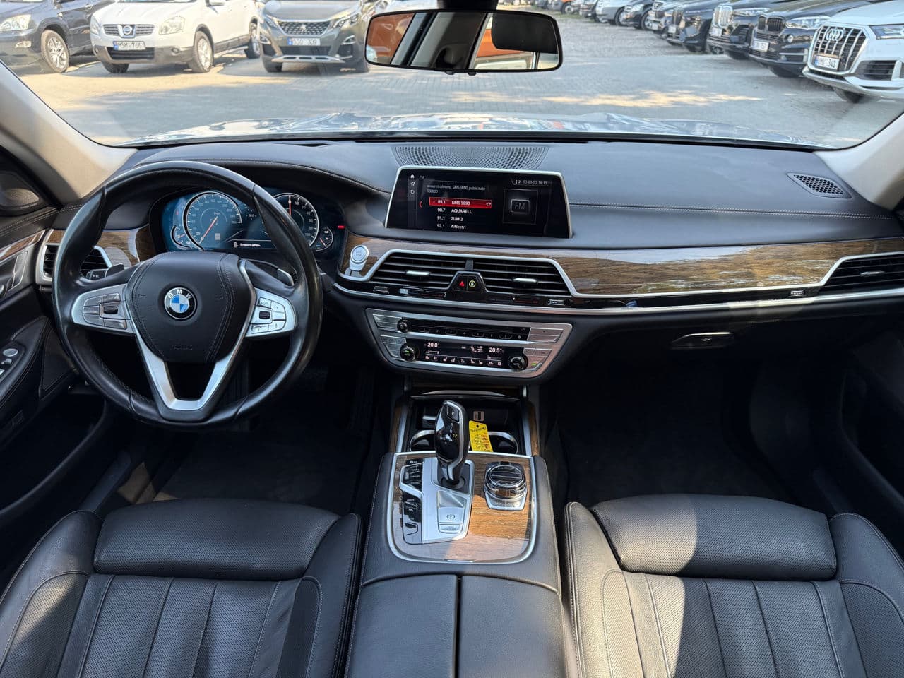 2017 BMW 740e — Miniatură 11