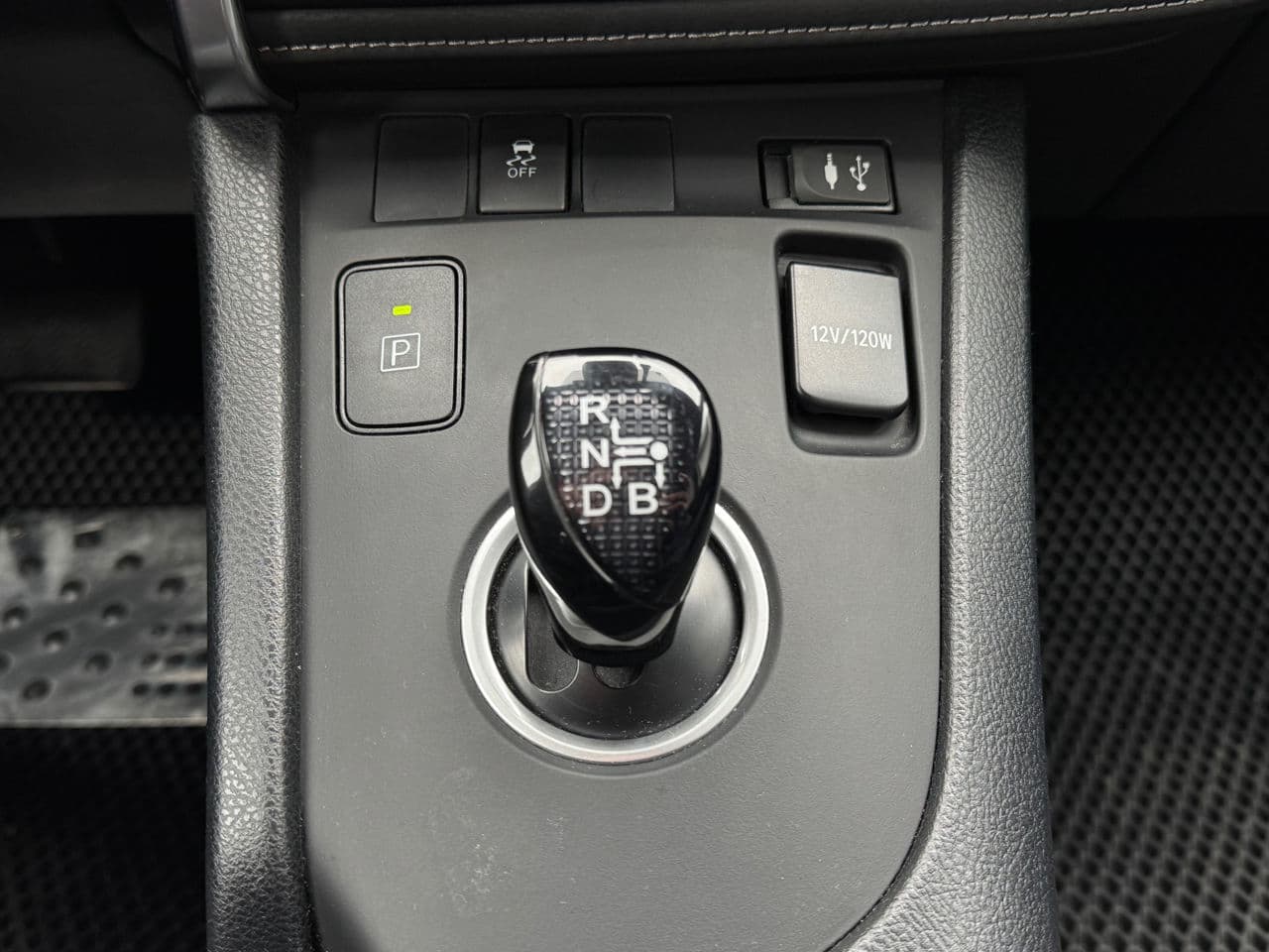 Toyota Auris 2017 — Миниатюра 13