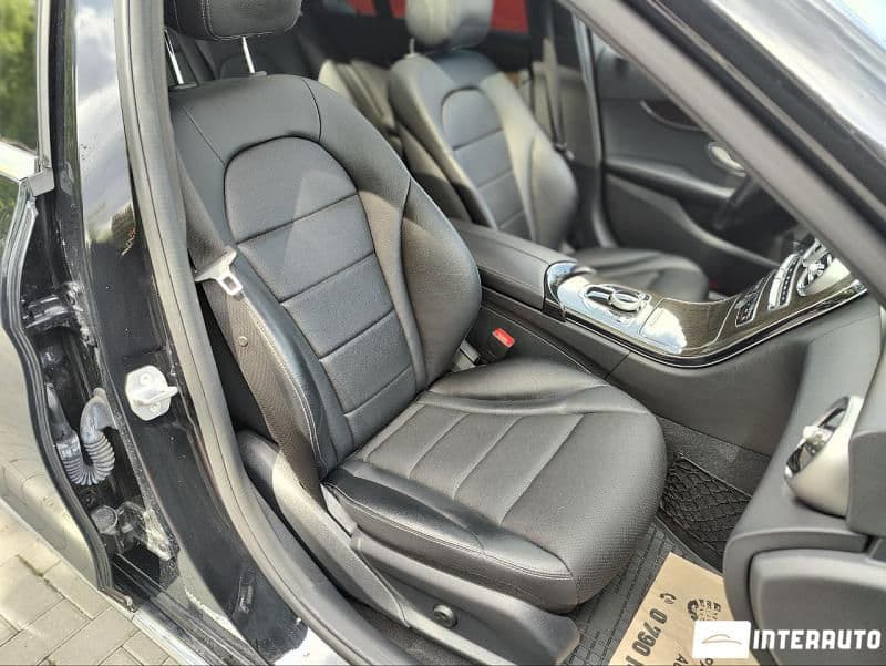 2017 Mercedes C 300 — Miniatură 7