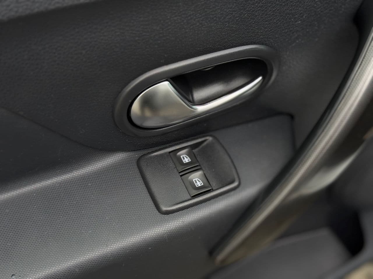 Dacia Sandero Stepway 2019 — Миниатюра 6