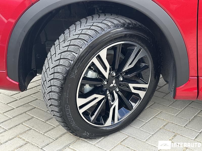 2023 Mitsubishi Eclipse Cross — Miniatură 19