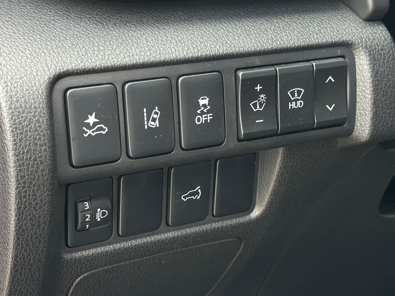 2023 Mitsubishi Eclipse Cross — Miniatură 13