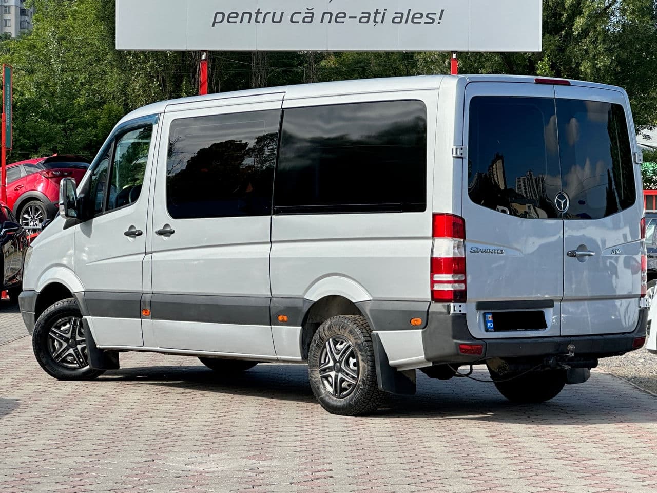 2009 Mercedes Sprinter — Miniatură 2