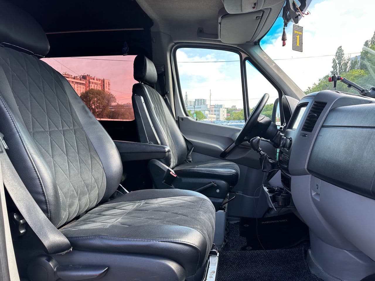 2009 Mercedes Sprinter — Miniatură 11