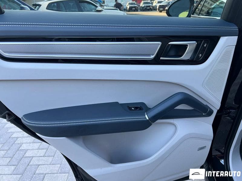2022 Porsche Cayenne Coupe — Miniatură 20