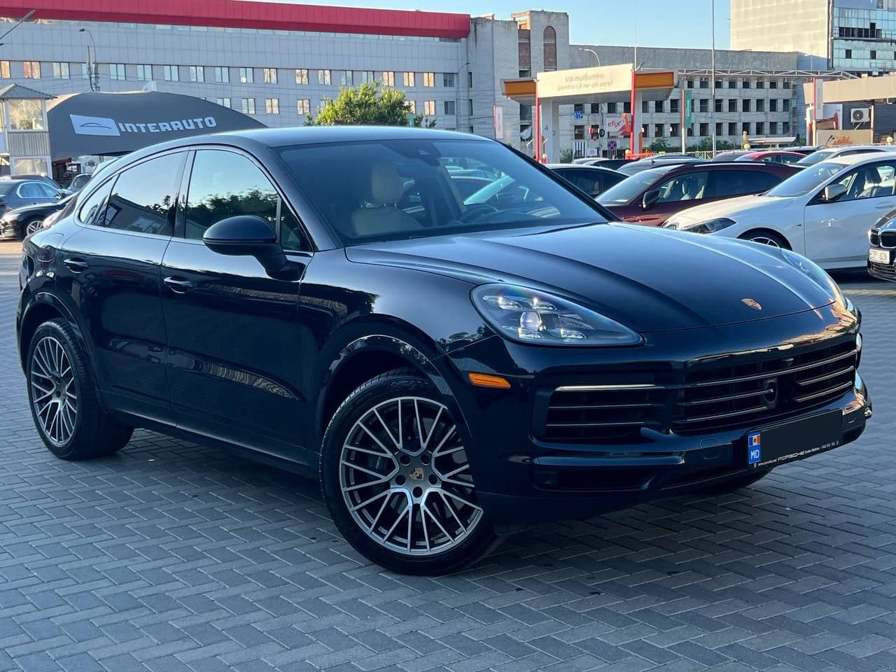 2022 Porsche Cayenne Coupe — Miniatură 3
