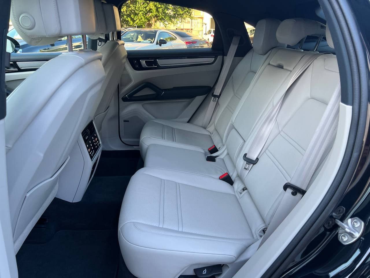 2022 Porsche Cayenne Coupe — Miniatură 22