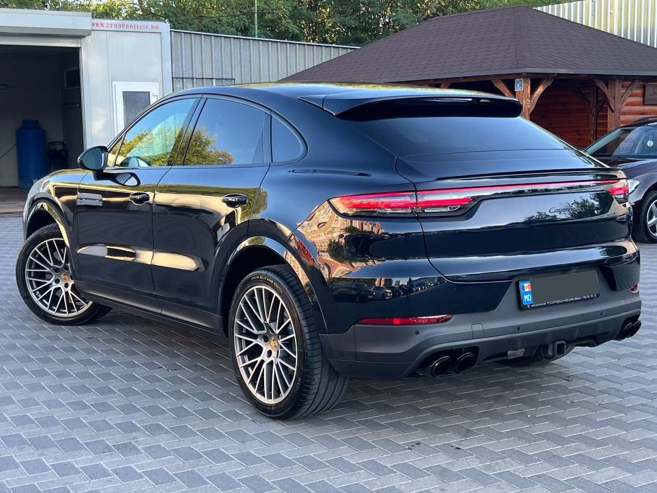 2022 Porsche Cayenne Coupe — Miniatură 2