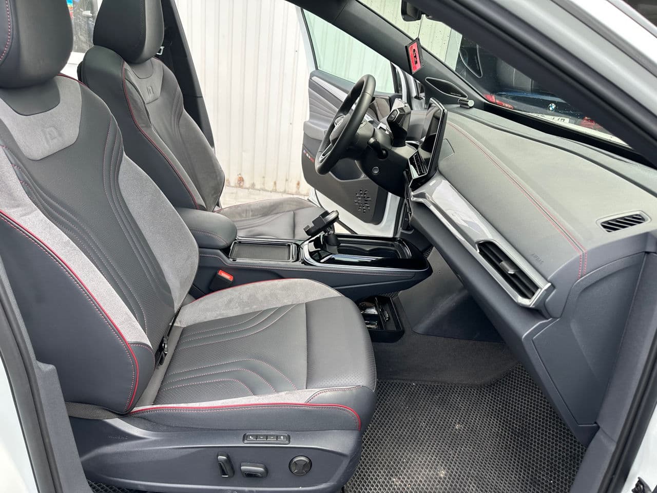 2023 Volkswagen ID.4 Crozz — Miniatură 5