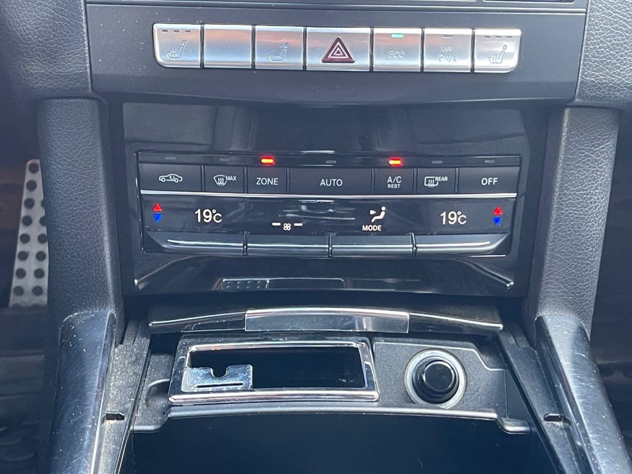 2013 Mercedes E 200 — Miniatură 12