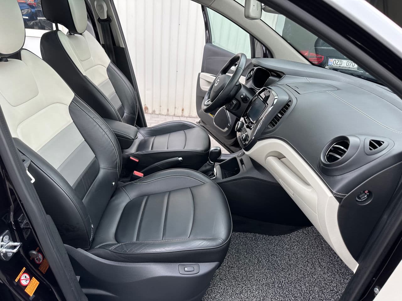 Renault Captur 2018 — Миниатюра 6