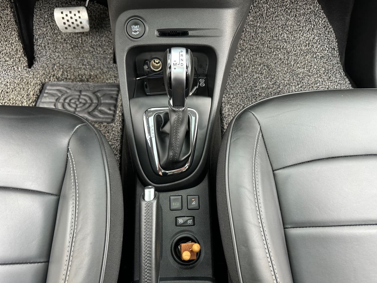 Renault Captur 2018 — Миниатюра 12
